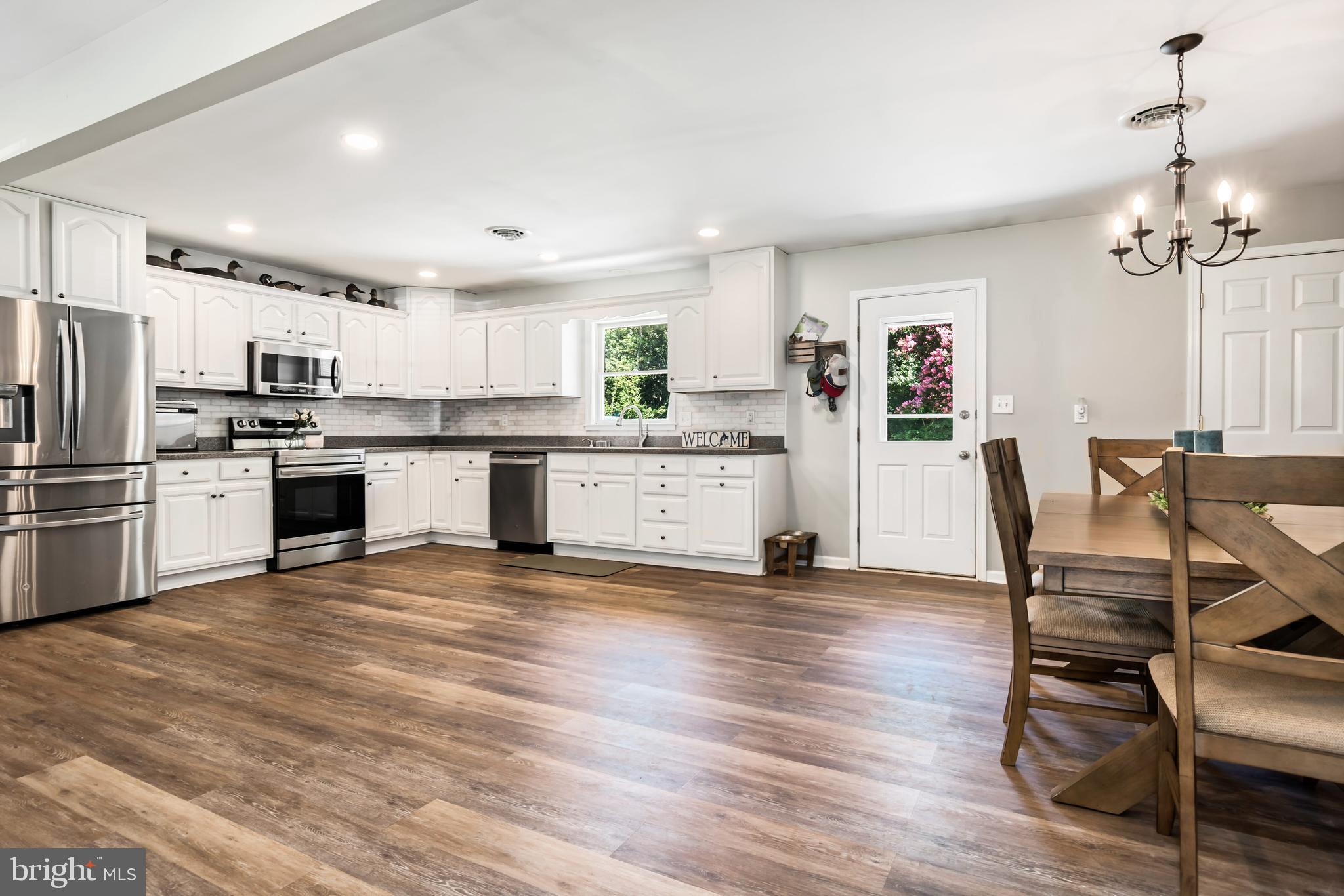 305 Merrick Corner Rd