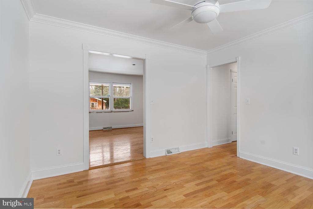 109 Secor Rd