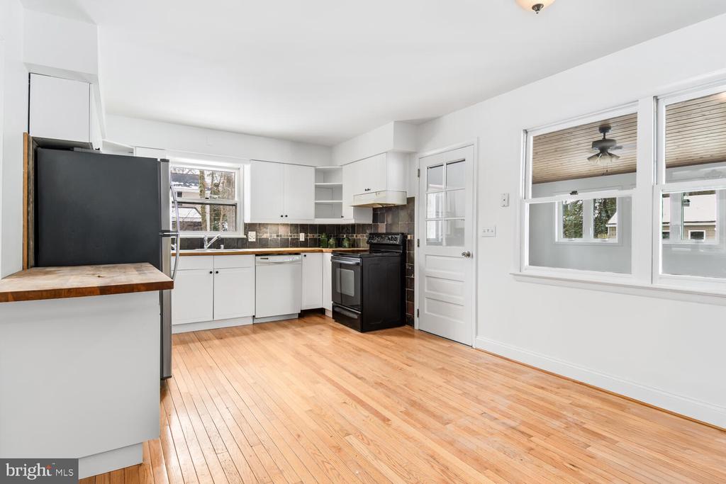 109 Secor Rd