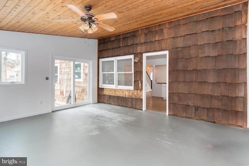 109 Secor Rd