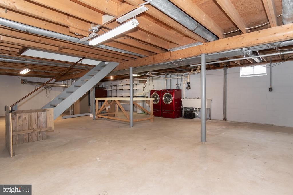 109 Secor Rd