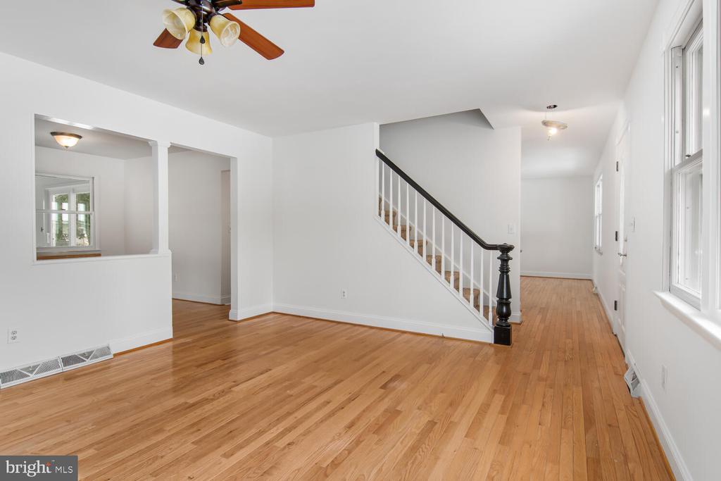109 Secor Rd