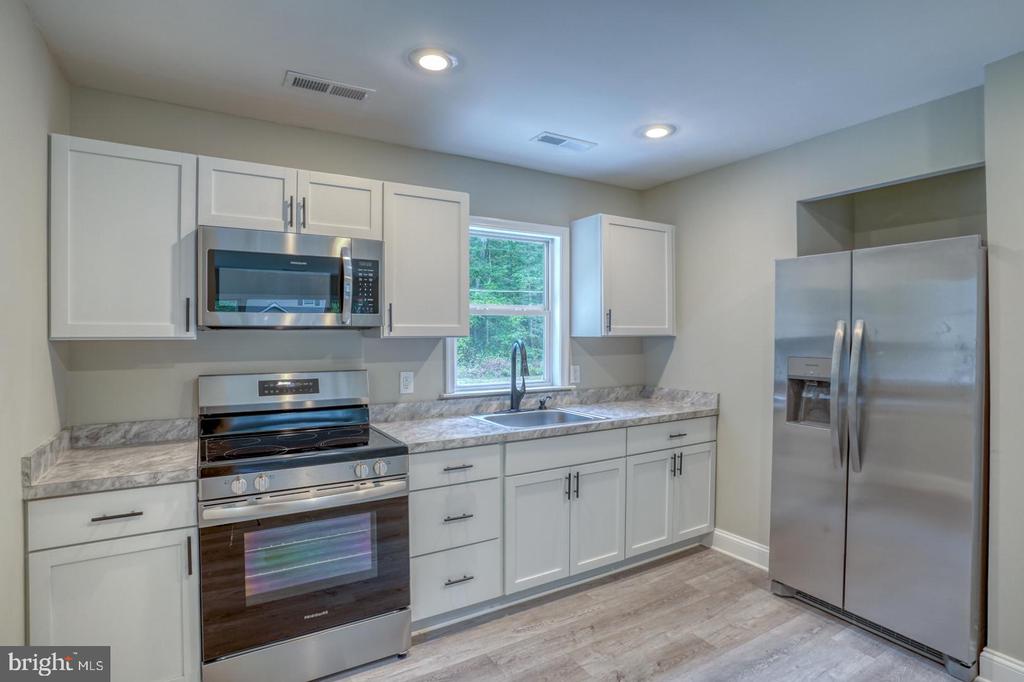318 Gibbs Rd