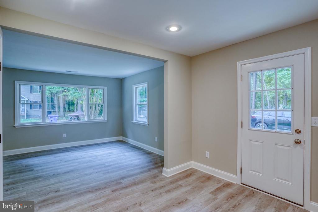 318 Gibbs Rd