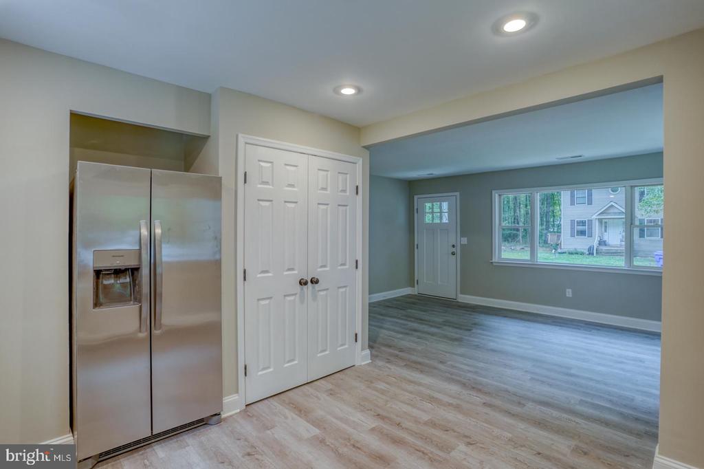 318 Gibbs Rd