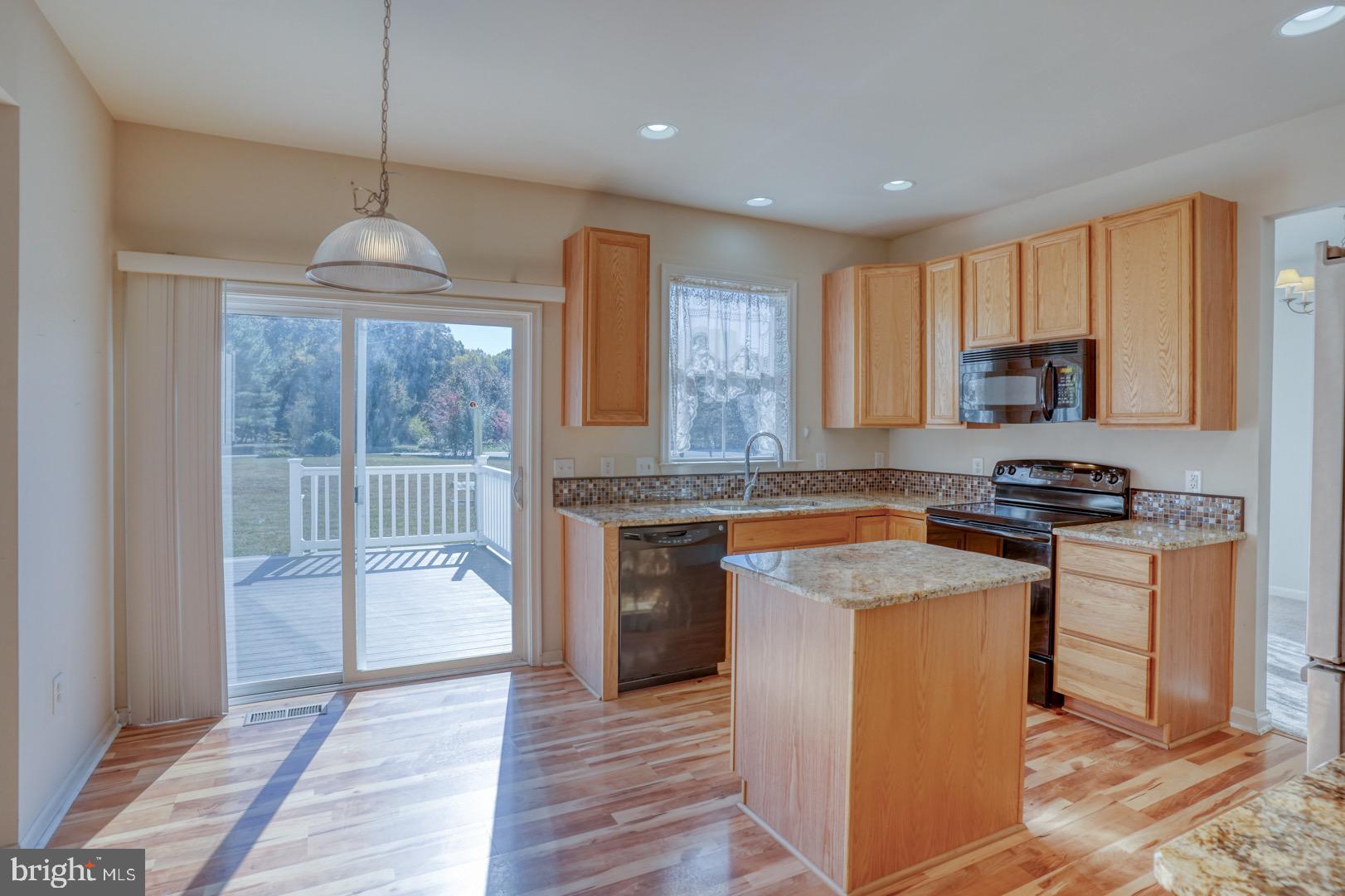 104 Gathering Ct