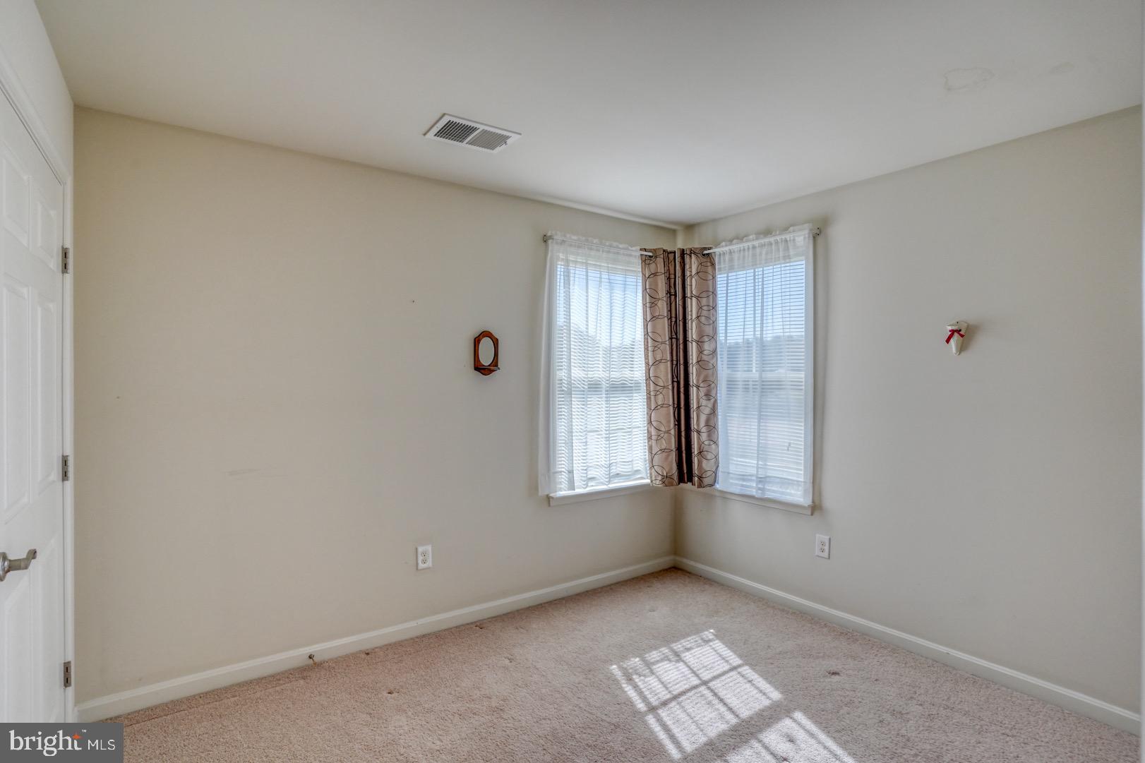 104 Gathering Ct