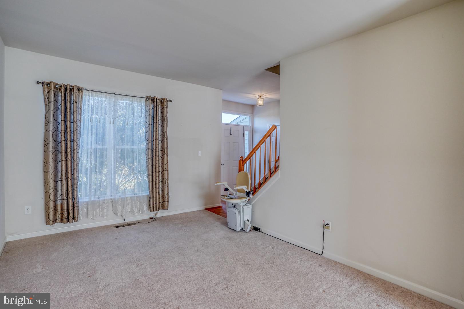 104 Gathering Ct