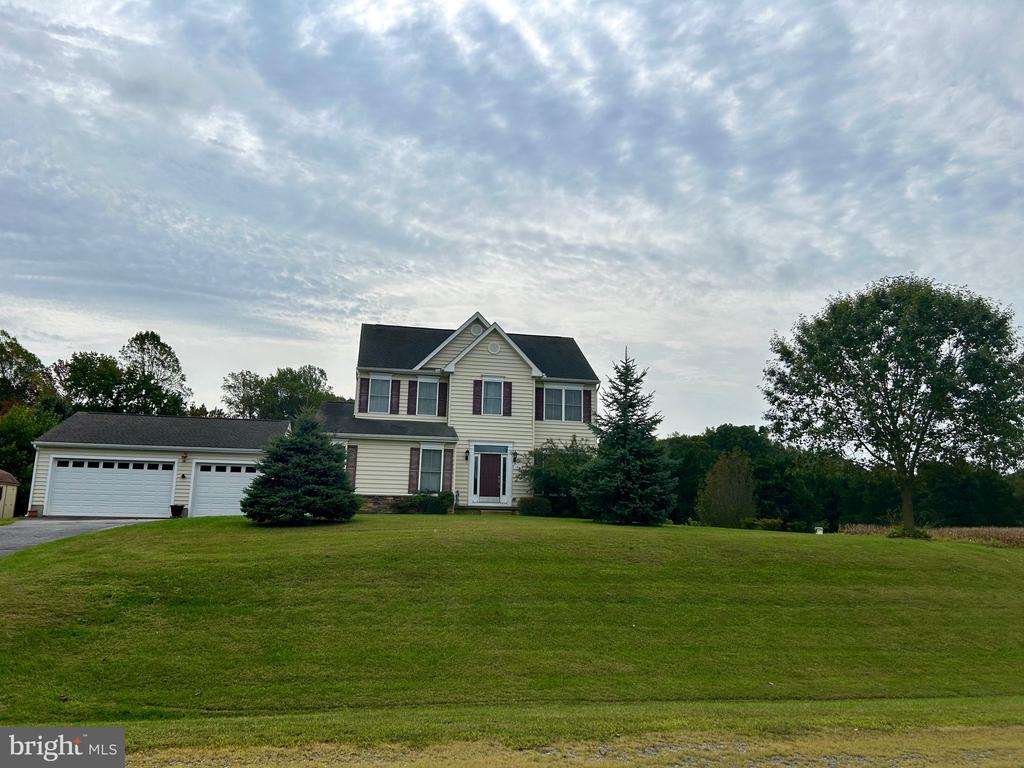 104 Gathering Ct