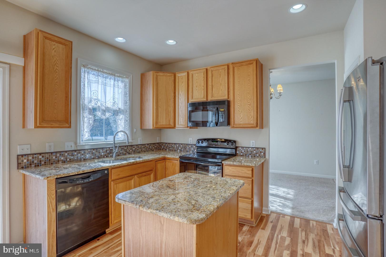 104 Gathering Ct