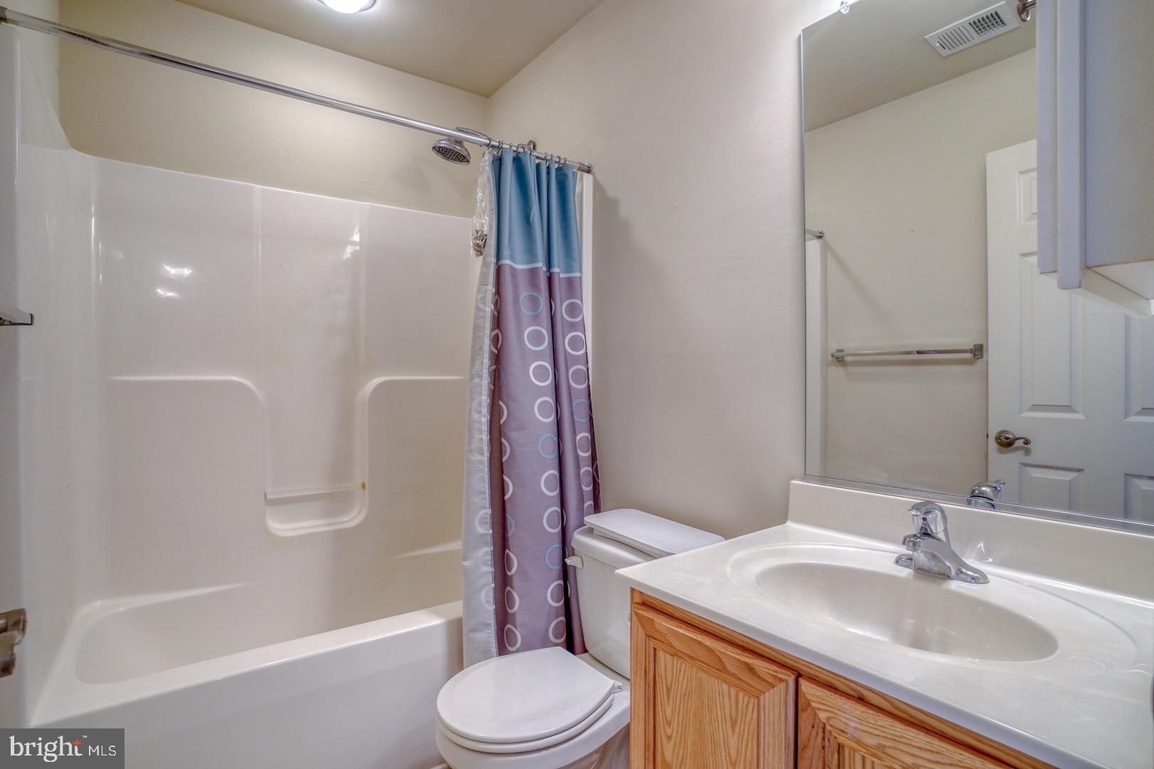 104 Gathering Ct