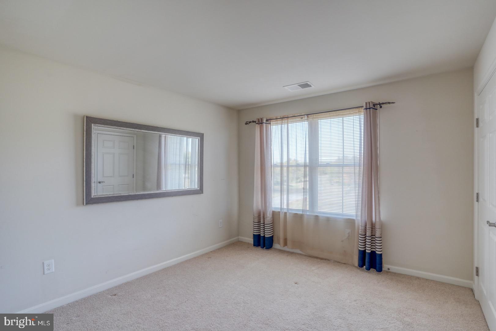 104 Gathering Ct