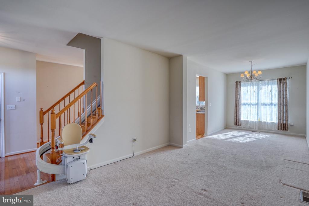 104 Gathering Ct