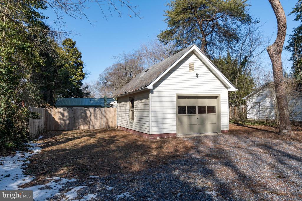 118 Char Nor Manor Blvd