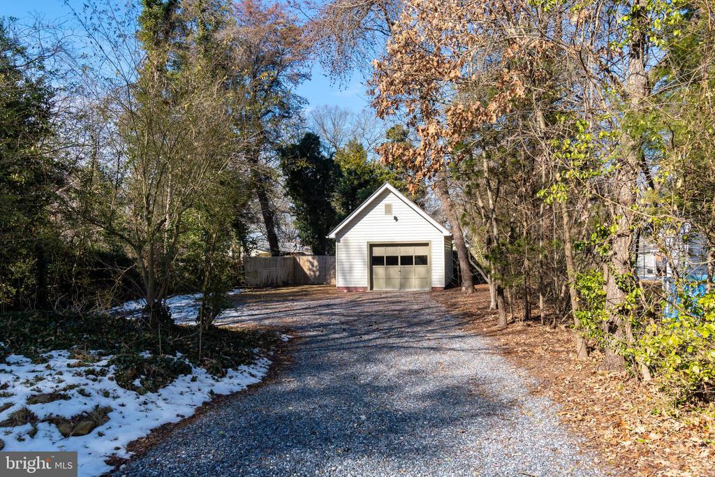 118 Char Nor Manor Blvd