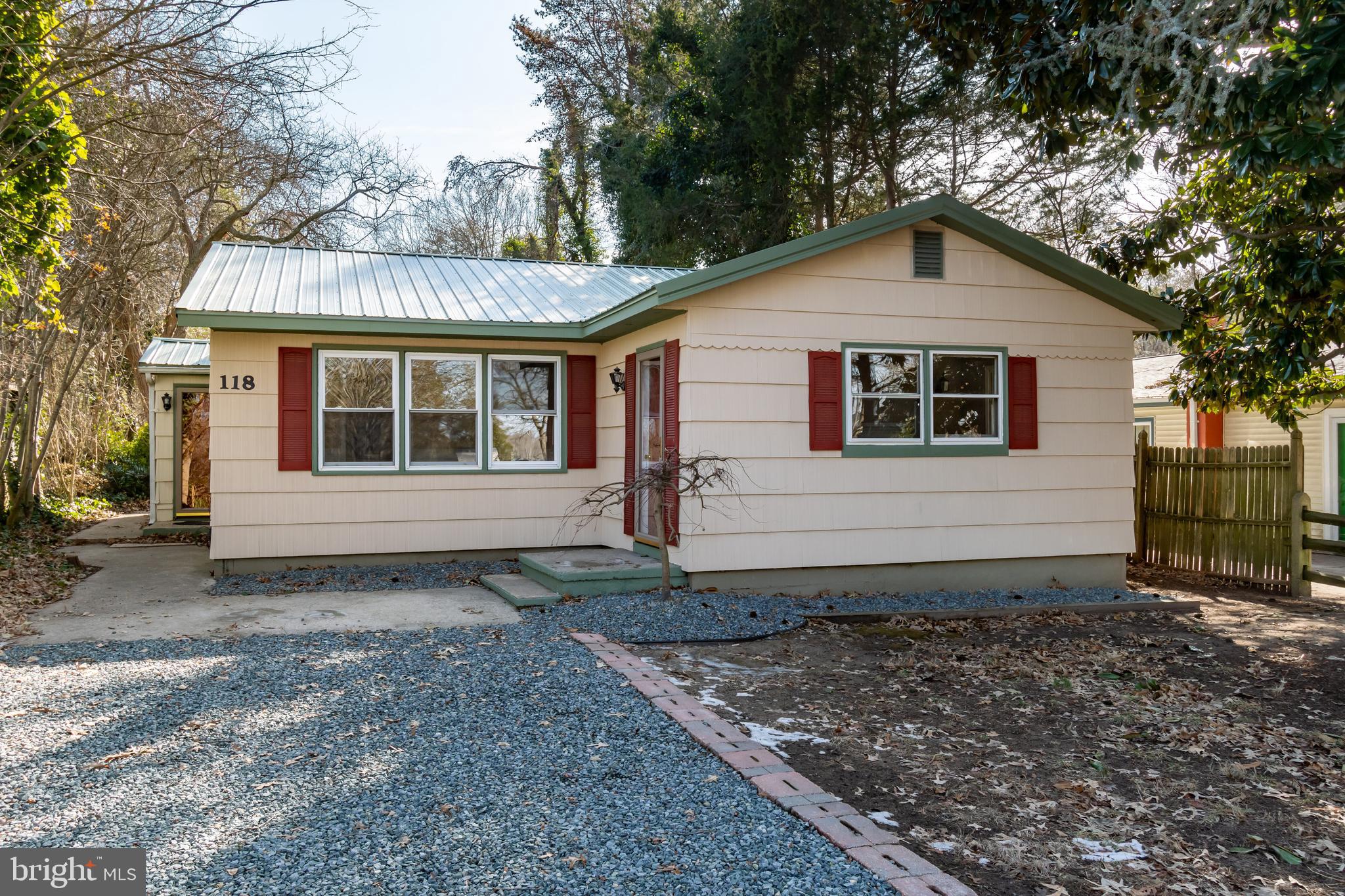 118 Char Nor Manor Blvd