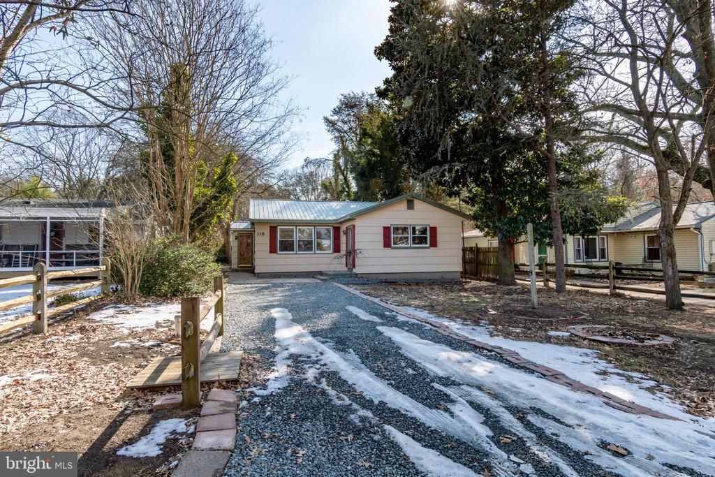 118 Char Nor Manor Blvd