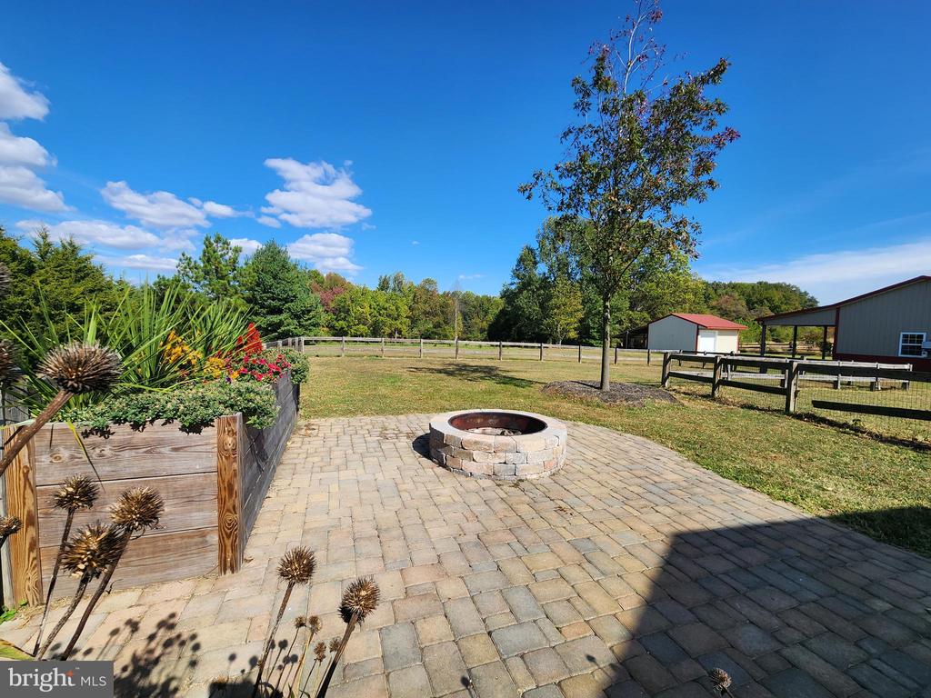 152 Spencer Ln