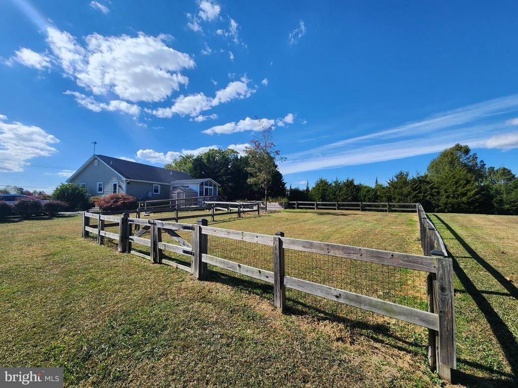 152 Spencer Ln