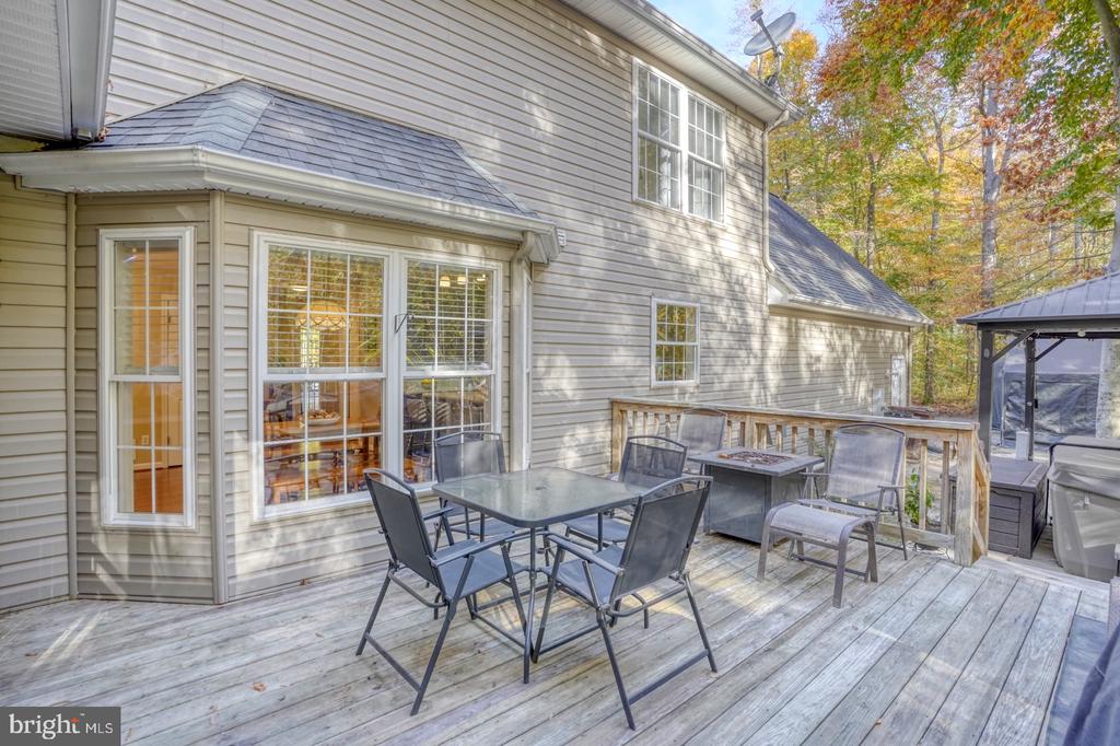 116 Solitude Ln
