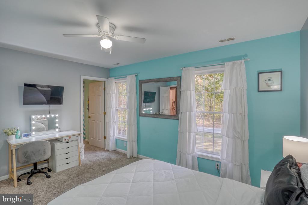 116 Solitude Ln