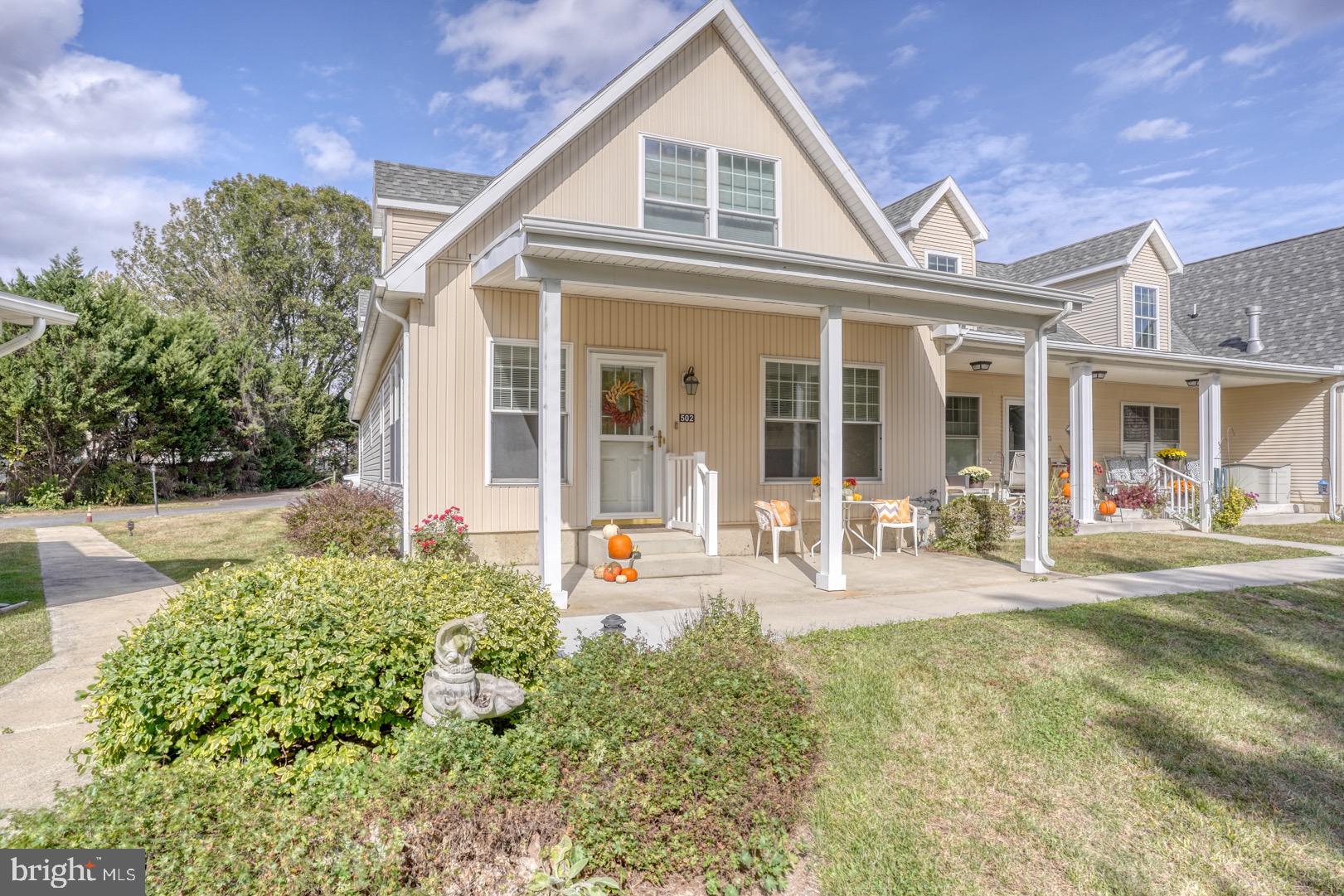 502 Pond Way