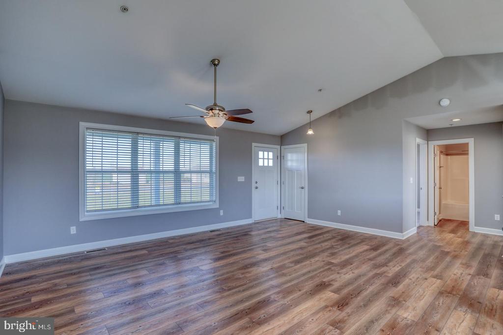 109 Grant Ct