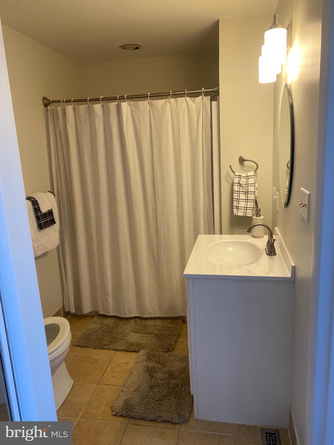 321-3 PINEY NARROWS RD