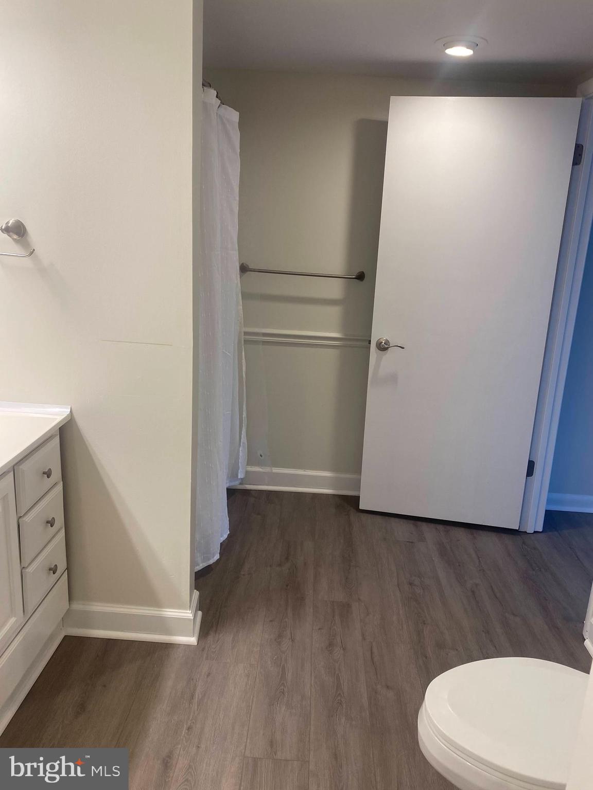 321-3 PINEY NARROWS RD