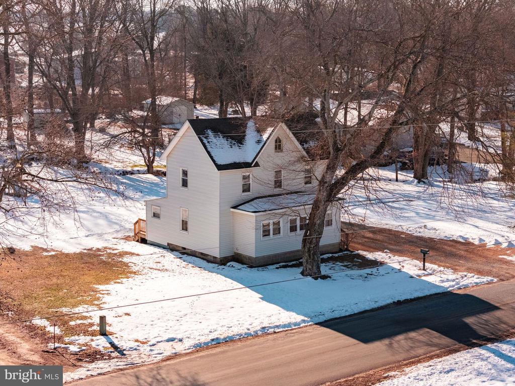120 Rabbit Hill Rd
