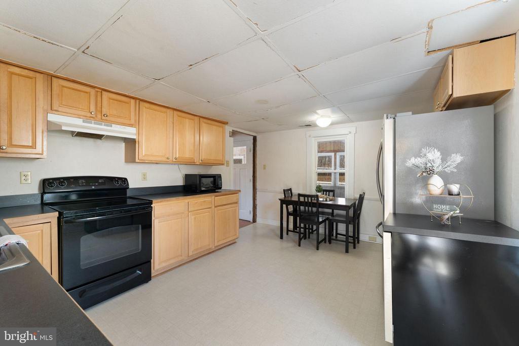 120 Rabbit Hill Rd