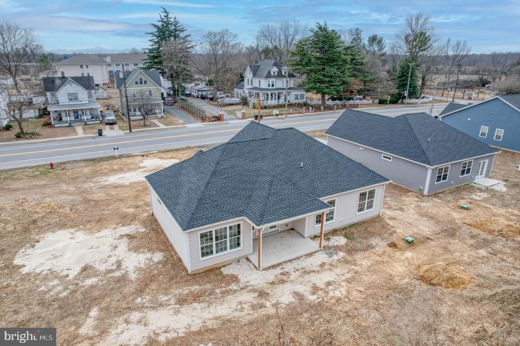 116 W Main St