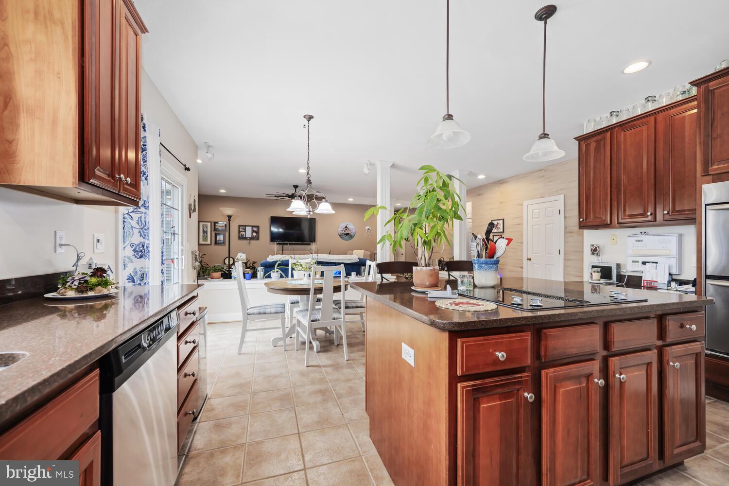 112 Port Ct