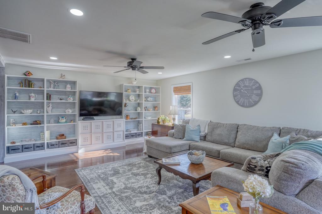 109 White Marsh Rd