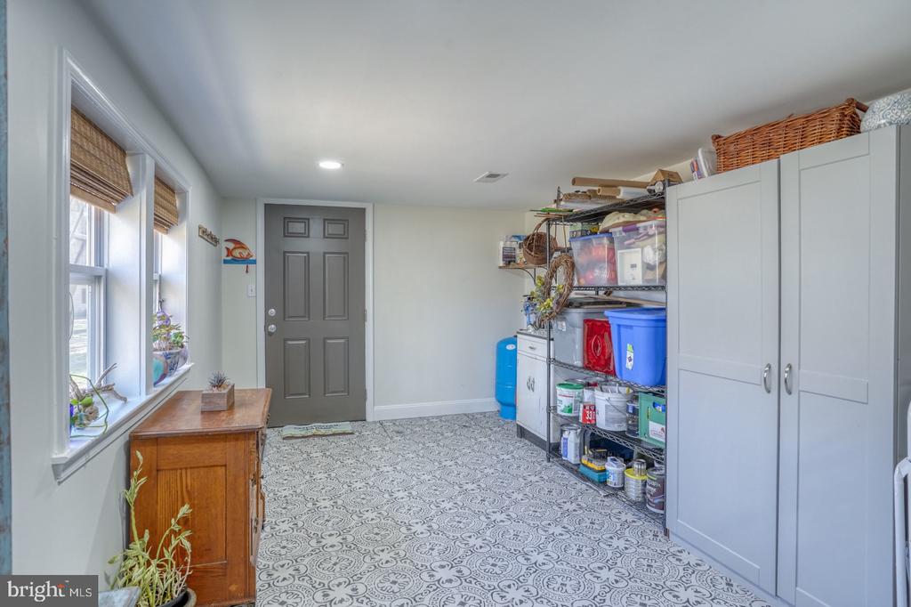 109 White Marsh Rd