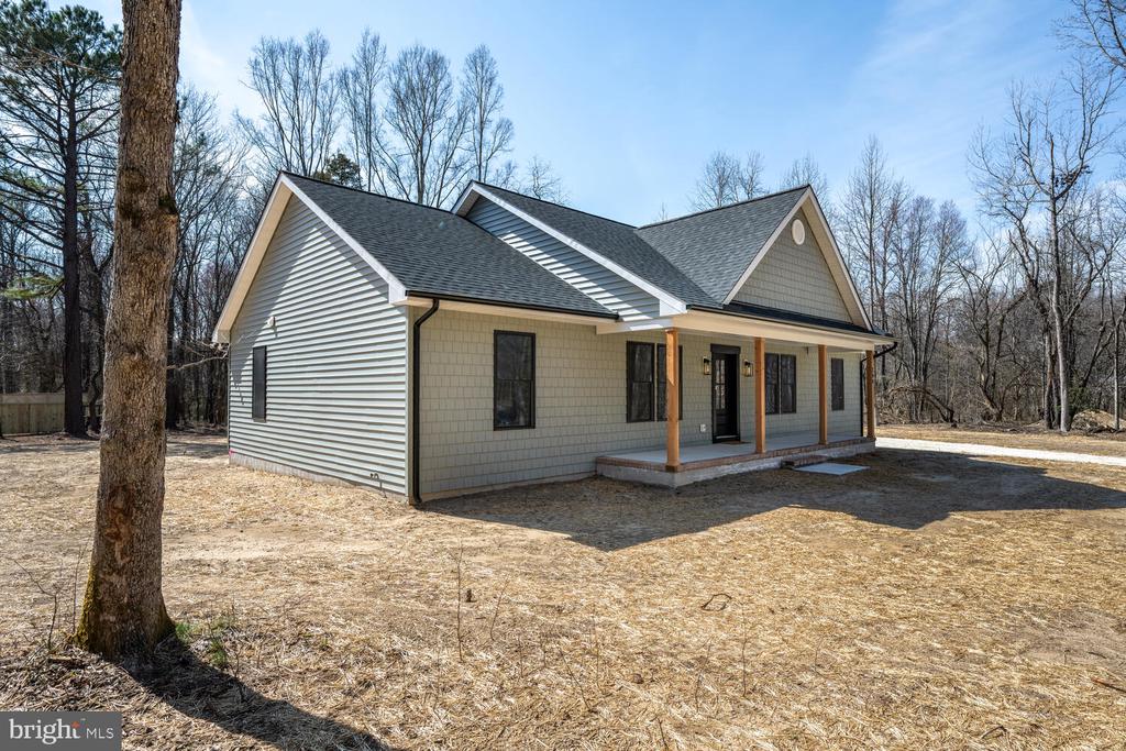 206 Springbrook Ln