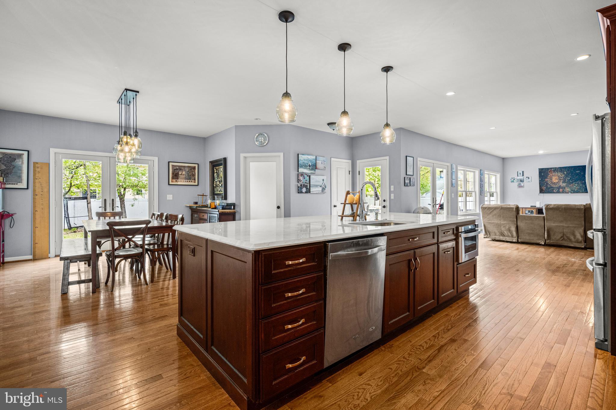 106 Caspian Dr
