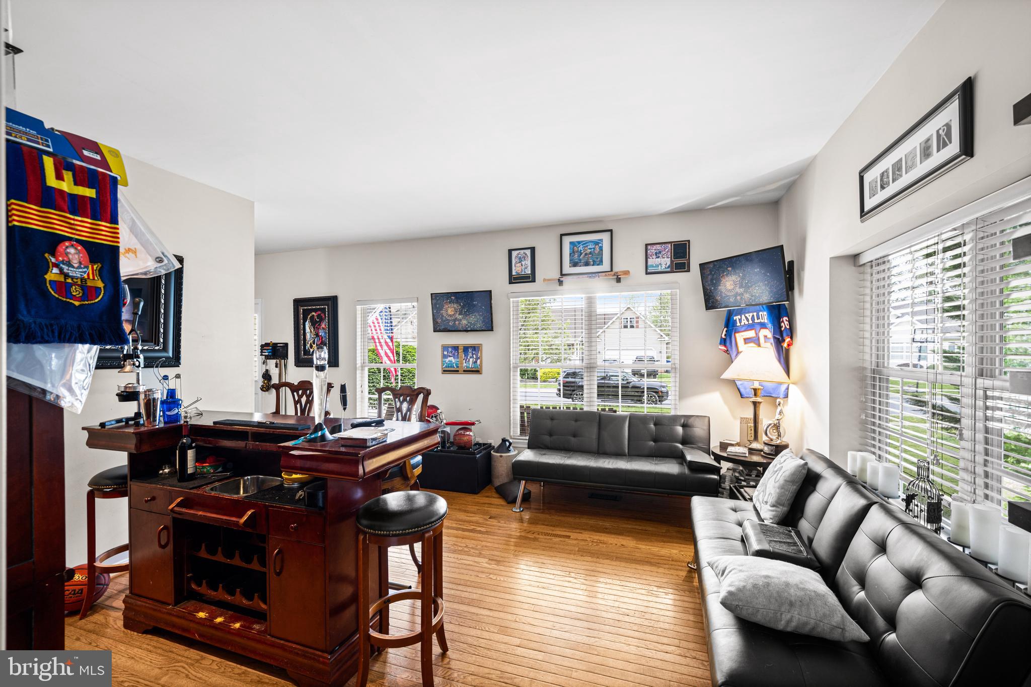 106 Caspian Dr