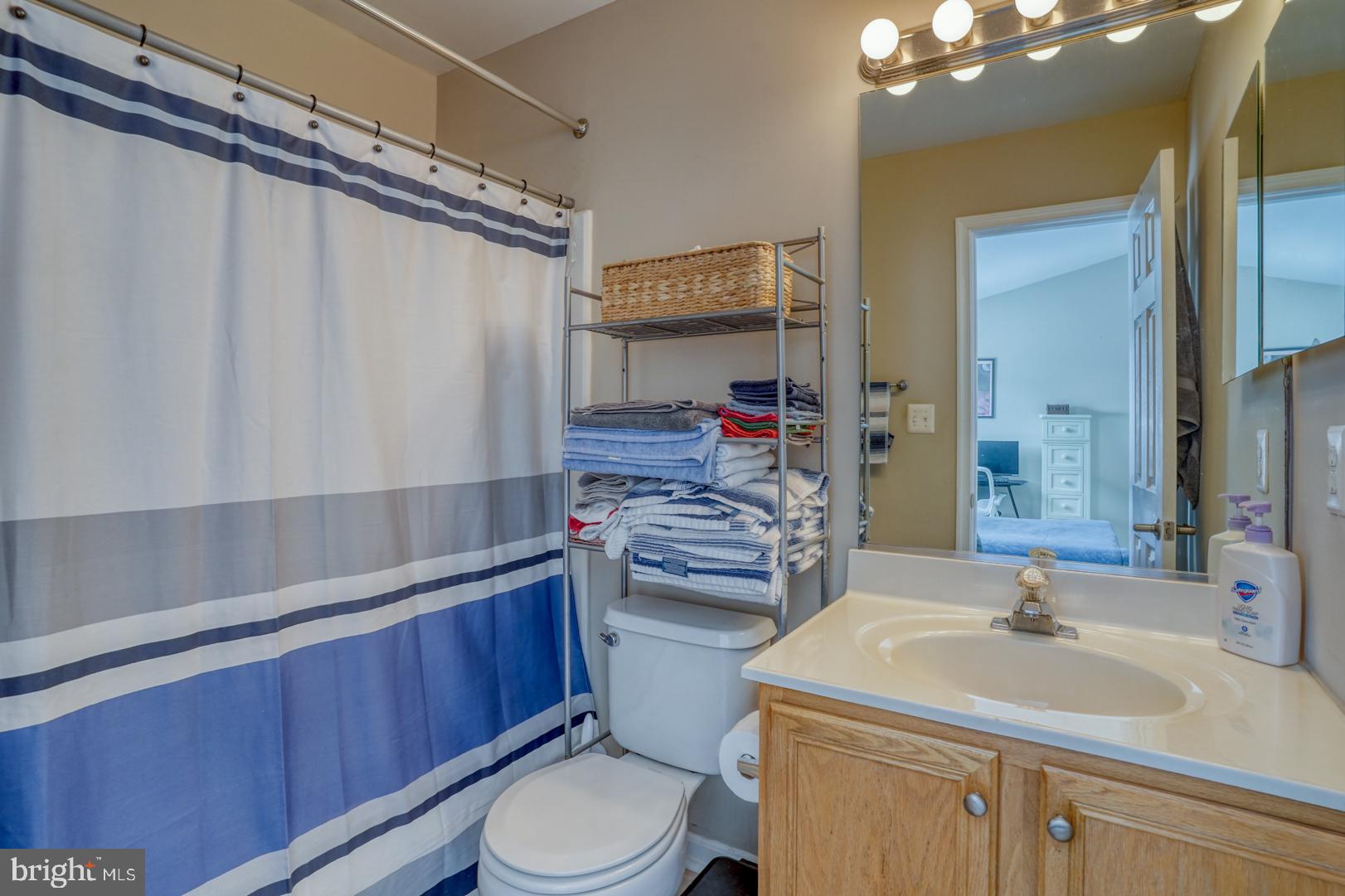 341 Creekside Commons Ct