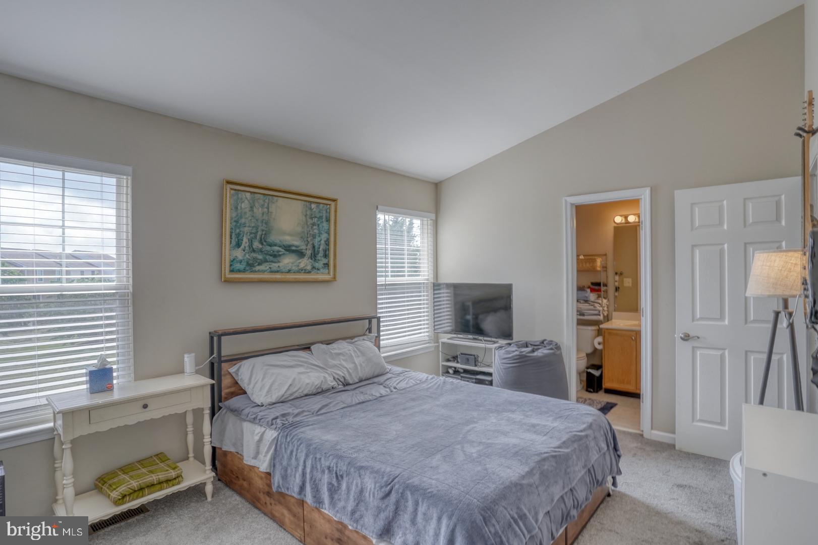 341 Creekside Commons Ct