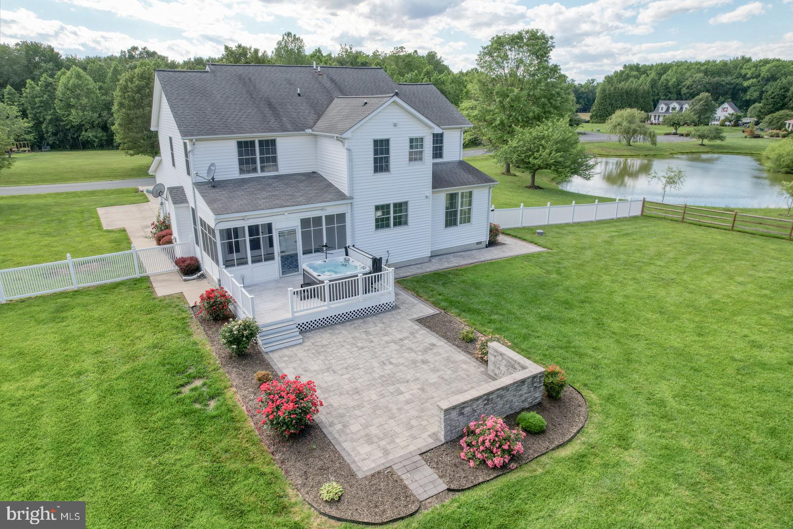 124 Amanda Ln