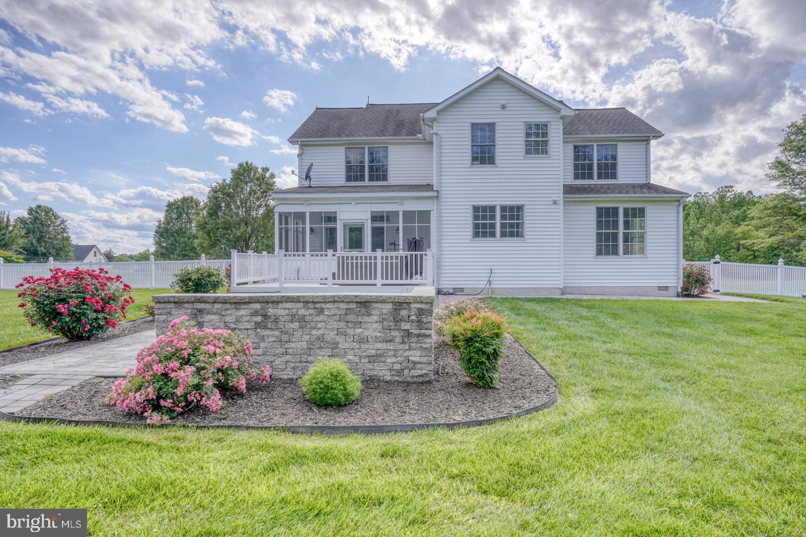 124 Amanda Ln