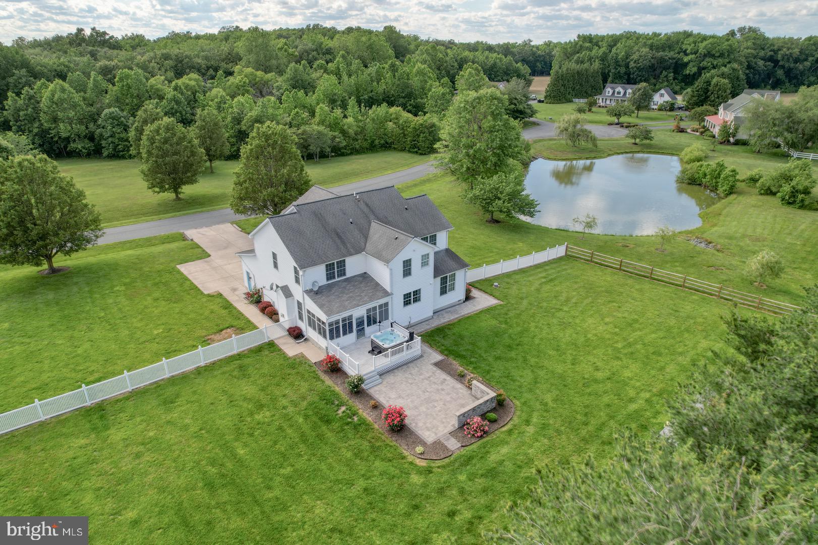 124 Amanda Ln