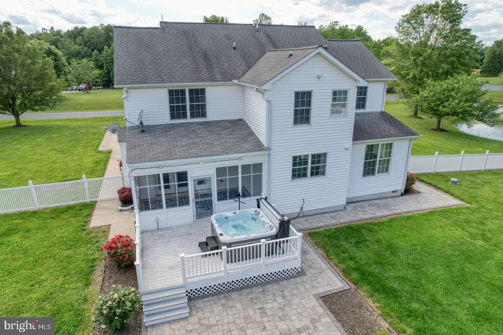 124 Amanda Ln