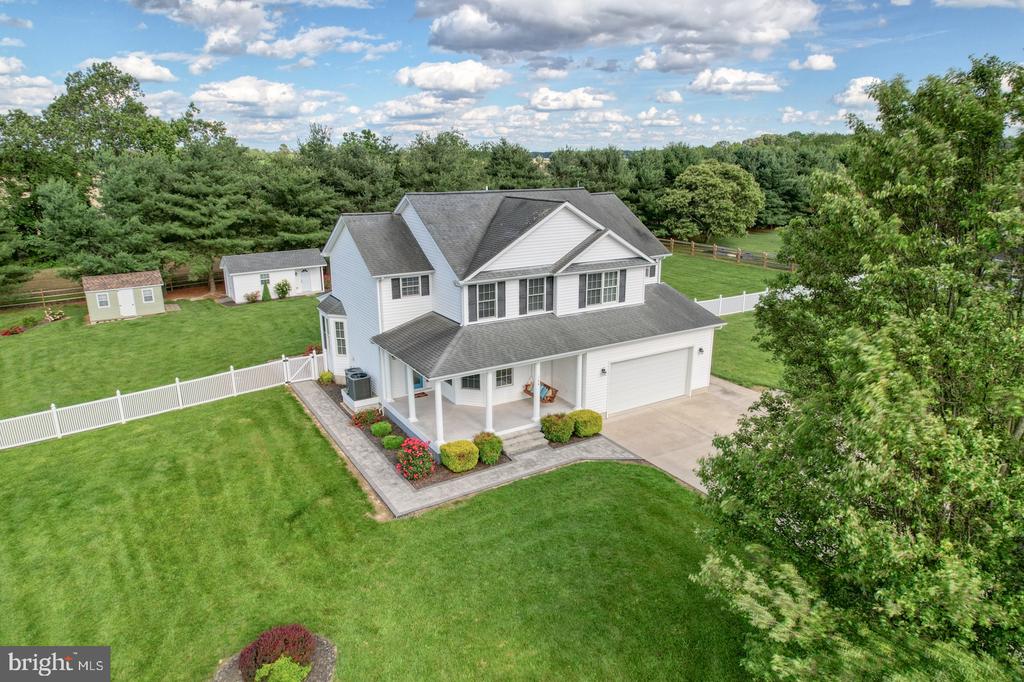 124 Amanda Ln
