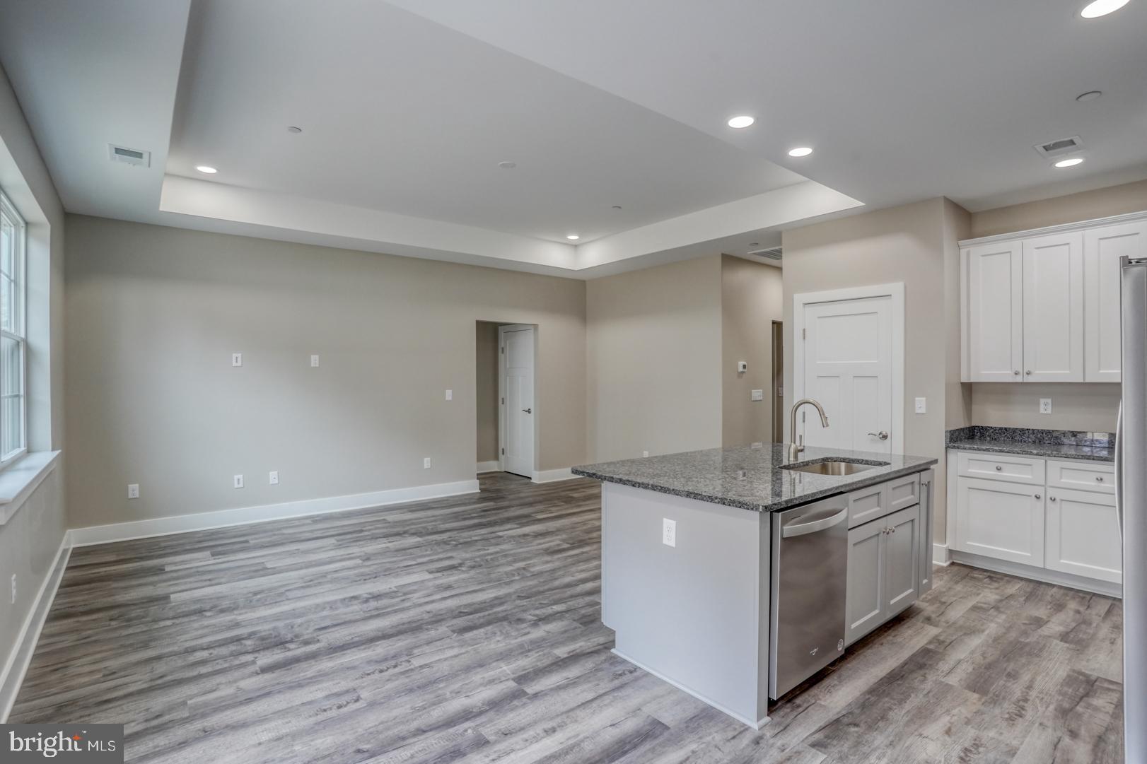 114 W Main St W MAIN