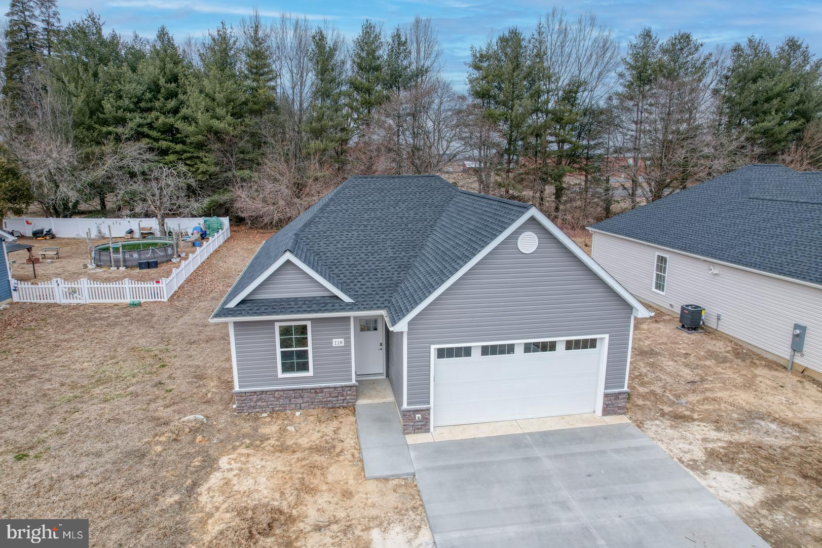 114 W Main St W MAIN