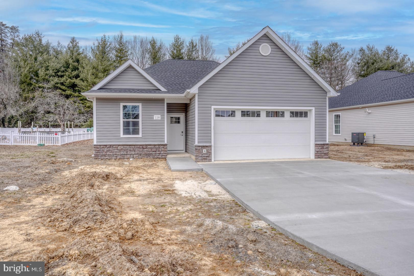 114 W Main St W MAIN