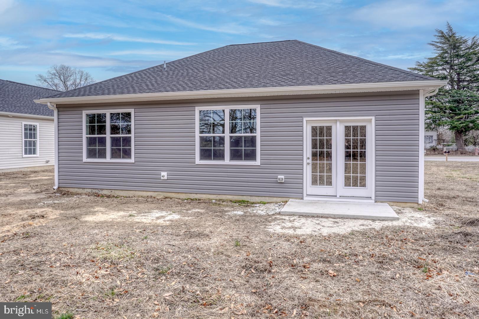 114 W Main St W MAIN