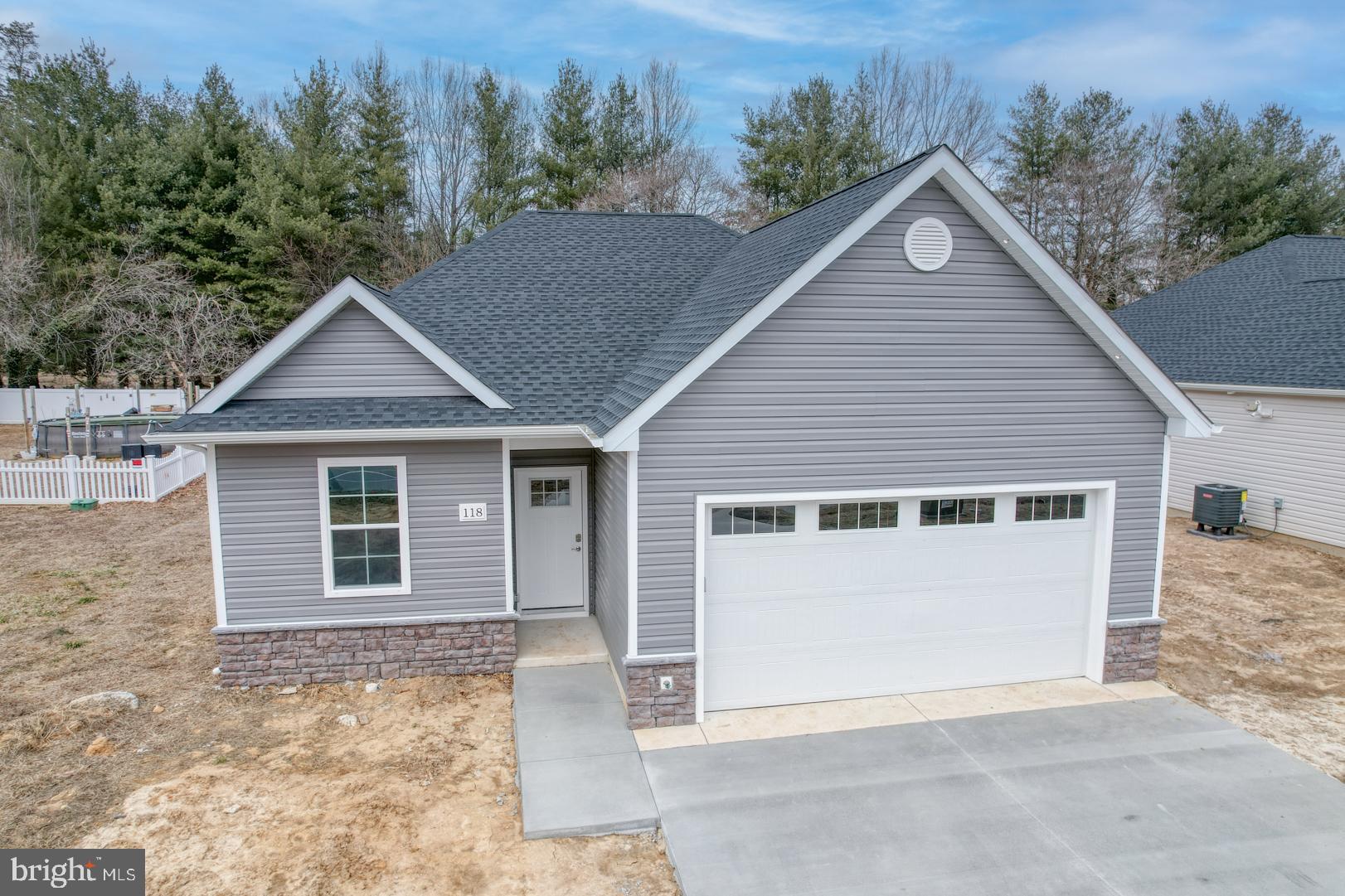 114 W Main St W MAIN